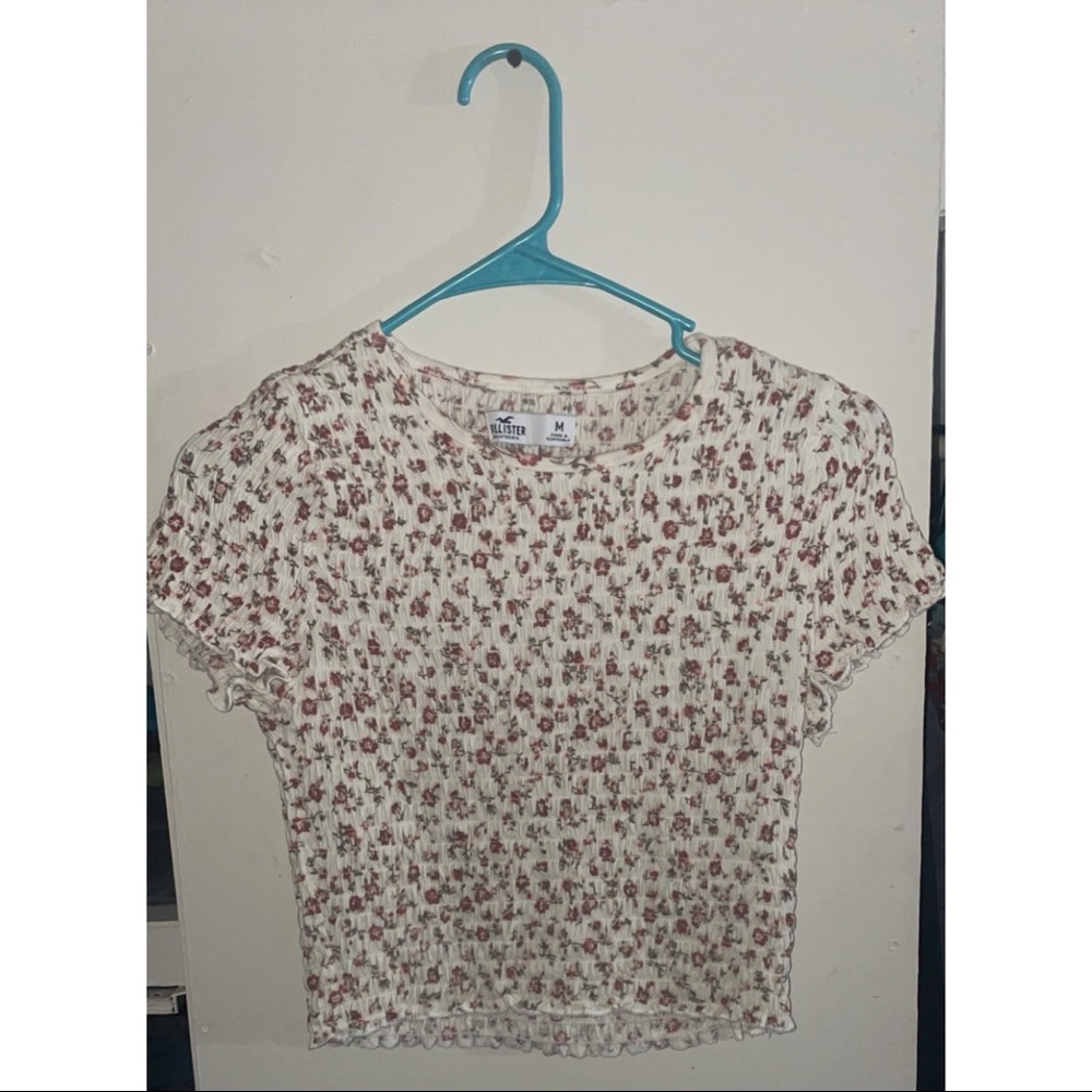 Hollister scrunch crop top